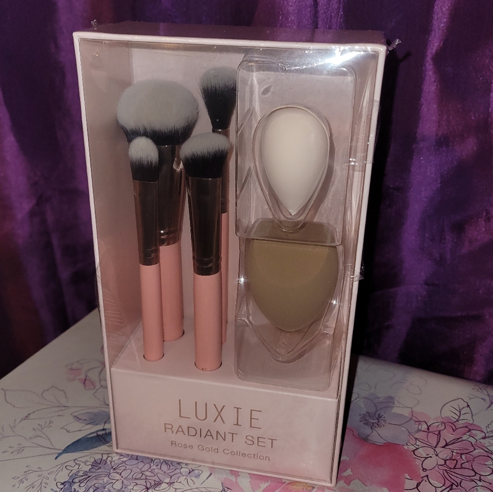 Luxie Radiant Set Rose Gold Collection